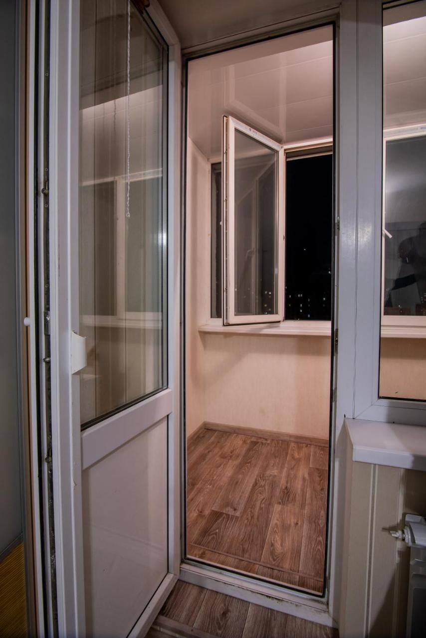 Apartment Street Trostyanetskaya Kiev Exteriör bild